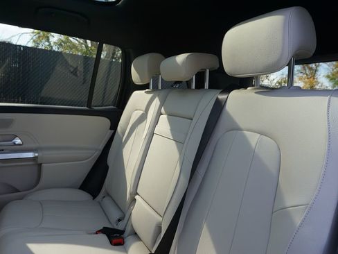 New 2026 Mercedes-Benz GLB 250 image 14