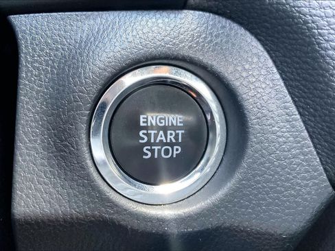 Used 2024 Toyota RAV4 XLE FWD image 32