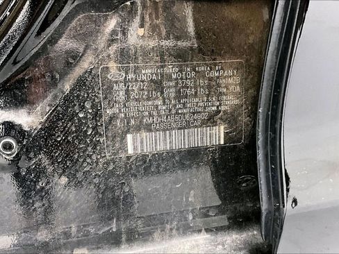 Used 2013 Hyundai Elantra Limited w/ Technology Pkg image 41