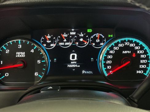 Used 2020 GMC Yukon SLT w/ Graphite Performance Edition image 19