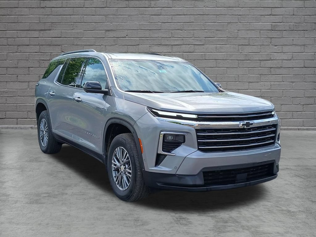 Certified 2025 Chevrolet Traverse LT w/ Enhanced Driving Package FWD image 5