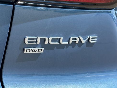 Used 2025 Buick Enclave Preferred AWD/4WD image 34