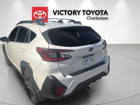 Used 2024 Subaru Crosstrek 2.0i Premium image 4