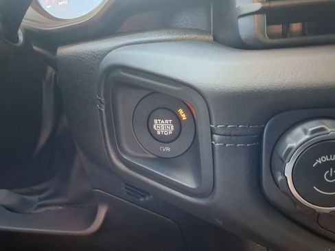 Used 2026 Jeep Wrangler Unlimited Rubicon AWD/4WD image 24