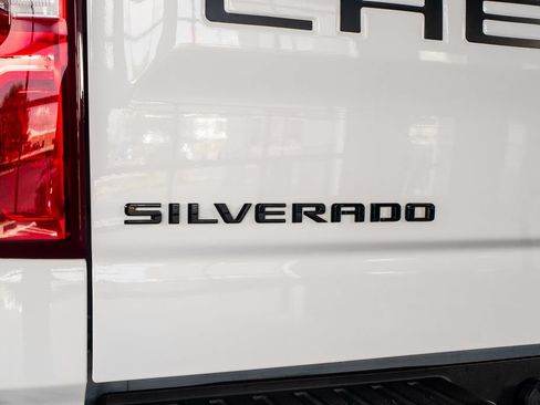 Used 2023 Chevrolet Silverado 1500 RST AWD/4WD image 18