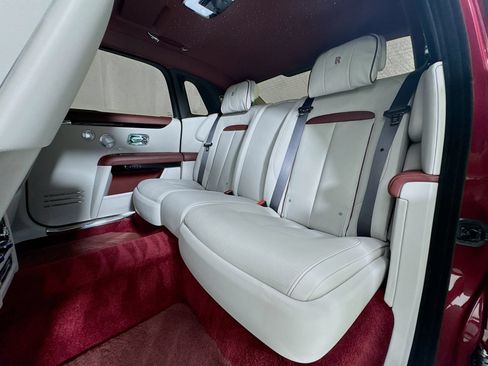 Certified 2024 Rolls-Royce Ghost Extended Wheelbase AWD/4WD image 24