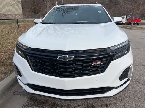 Used 2024 Chevrolet Equinox RS image 2