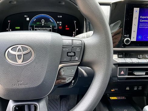 Used 2025 Toyota Camry LE FWD image 11