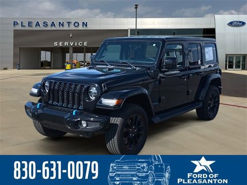 Used 2021 Jeep Wrangler Unlimited Sahara image 1