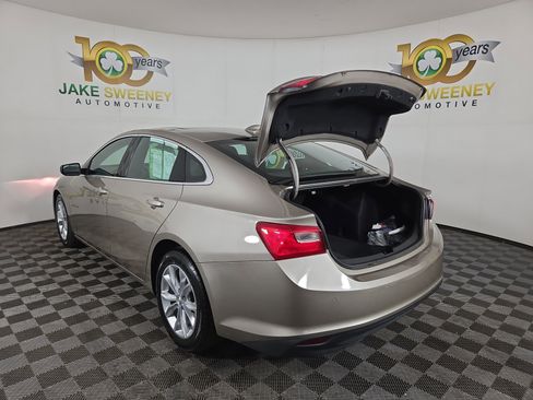 Used 2024 Chevrolet Malibu LT image 33