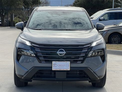 New 2026 Nissan Rogue SV image 5