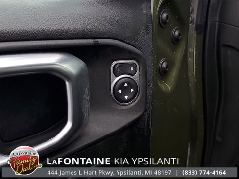 Used 2023 Jeep Wrangler Unlimited w/ Cold Weather Group image 14