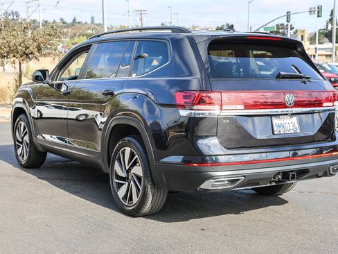 Used 2024 Volkswagen Atlas SE FWD image 24