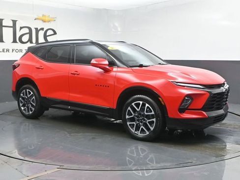 Used 2023 Chevrolet Blazer RS w/ Driver Confidence II Package image 6