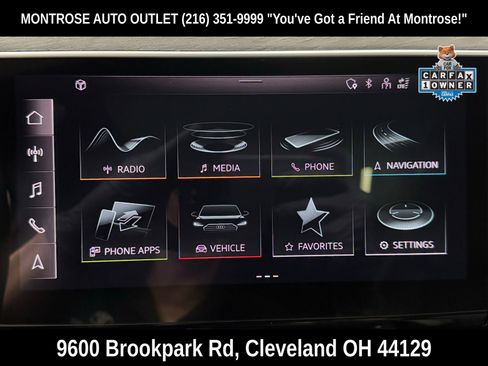 Used 2022 Audi e-tron S Premium Plus image 28