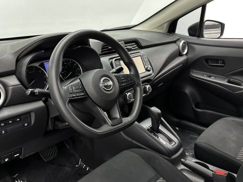 Used 2023 Nissan Versa S w/ Trunk Package image 8