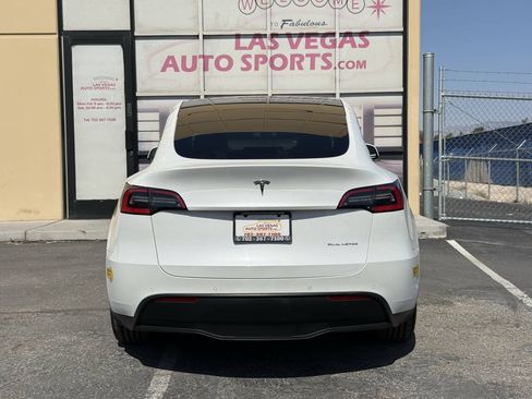 Used 2021 Tesla Model Y Long Range AWD/4WD image 8