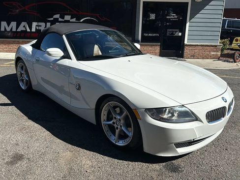 Used 2007 BMW Z4 3.0si RWD image 3