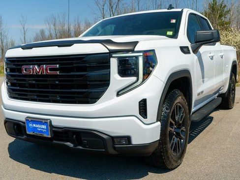Used 2023 GMC Sierra 1500 Elevation w/ X31 Off-Road Package AWD/4WD image 2