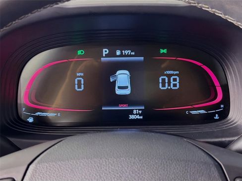 Certified 2025 Hyundai Venue SEL FWD image 13