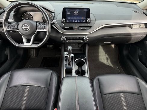 Used 2024 Nissan Altima 2.5 SR image 10