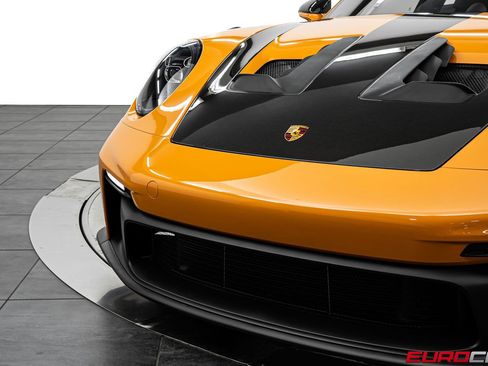 Used 2024 Porsche 911 GT3 RS RWD image 12