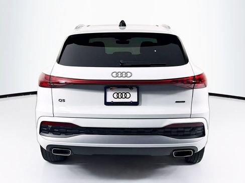 Certified 2025 Audi Q5 Premium w/ Convenience Package AWD/4WD image 6