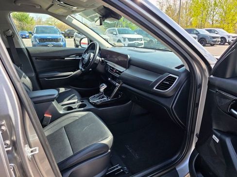 Certified 2024 Kia Seltos SX AWD/4WD image 11