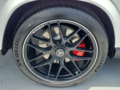 New 2026 Mercedes-Benz GLE 63 AMG S image 7