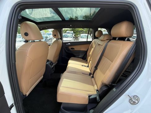 Used 2024 Volkswagen Tiguan SE R-Line AWD/4WD image 21