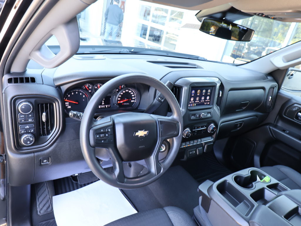 Used 2023 Chevrolet Silverado 1500 Custom AWD/4WD image 24