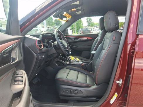 Used 2024 Chevrolet TrailBlazer RS w/ Driver Confidence Package AWD/4WD image 12