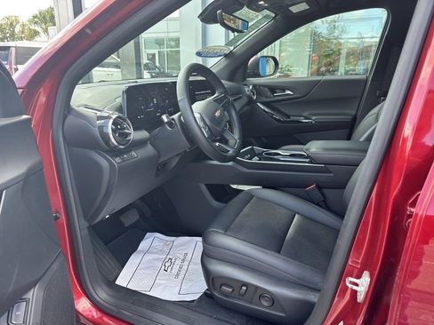 Certified 2025 Chevrolet Equinox LT w/ Convenience Package II image 6