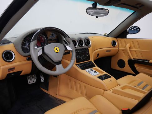 Used 2005 Ferrari 575M Maranello Superamerica RWD image 37
