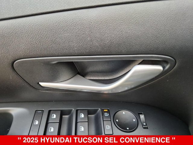 Used 2025 Hyundai Tucson SEL AWD/4WD image 12