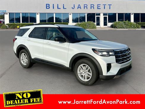 New 2026 Ford Explorer Active RWD image 1