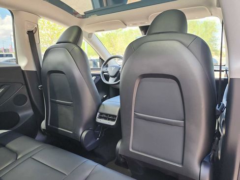 Used 2024 Tesla Model Y Performance AWD/4WD image 16