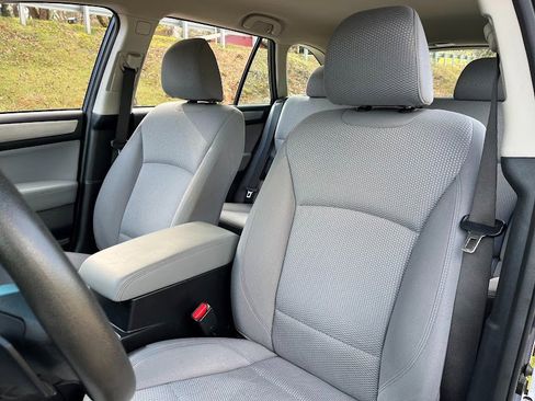 Used 2018 Subaru Outback 2.5i image 9