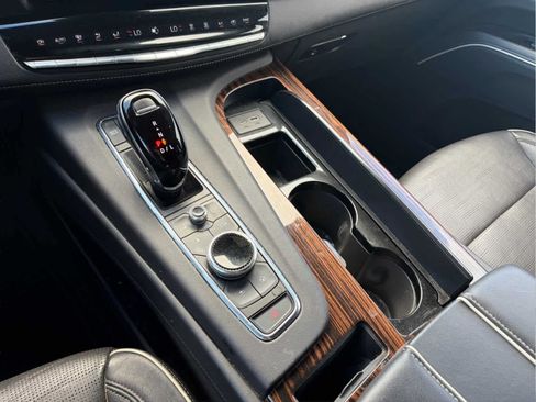 Certified 2023 Cadillac Escalade ESV Premium Luxury w/ LPO, Radiant Package AWD/4WD image 19