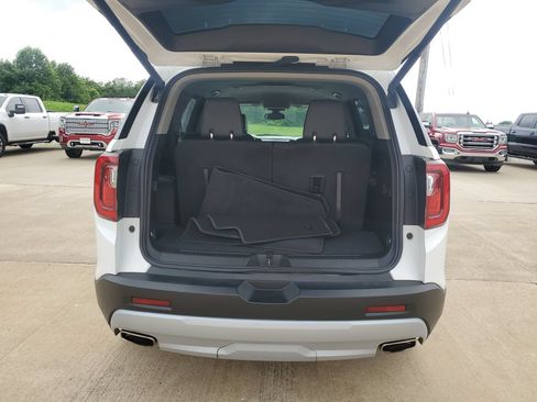 Used 2023 GMC Acadia SLT FWD image 31