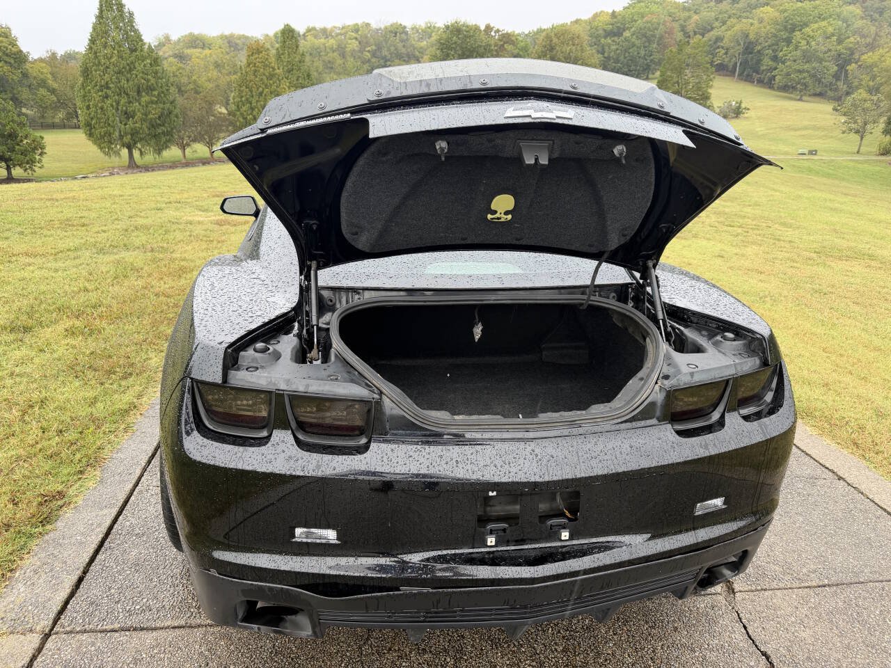 Used 2010 Chevrolet Camaro SS RWD image 13