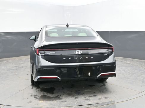Used 2025 Hyundai Sonata SEL FWD image 6