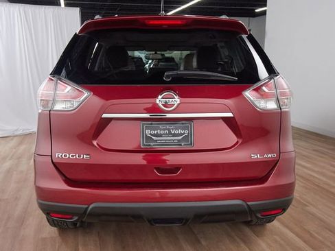 Used 2016 Nissan Rogue SL w/ SL Premium Package AWD/4WD image 4