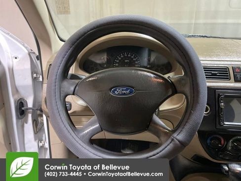 Used 2007 Ford Focus SE image 14