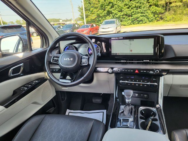 Certified 2024 Kia Carnival EX FWD image 15