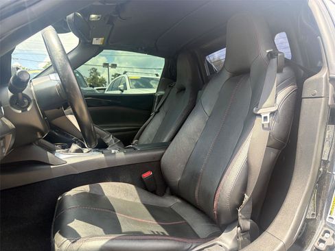 Used 2017 MAZDA MX-5 Miata RF Grand Touring RWD image 3