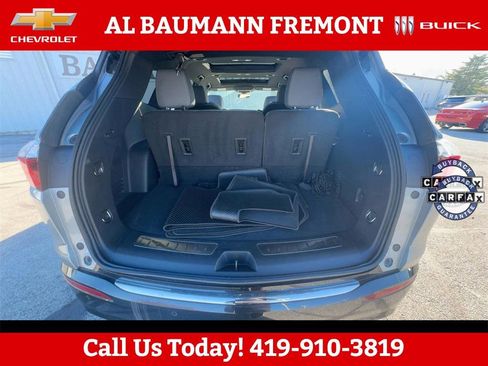 Used 2024 Buick Enclave Essence w/ Experience Buick Package image 3