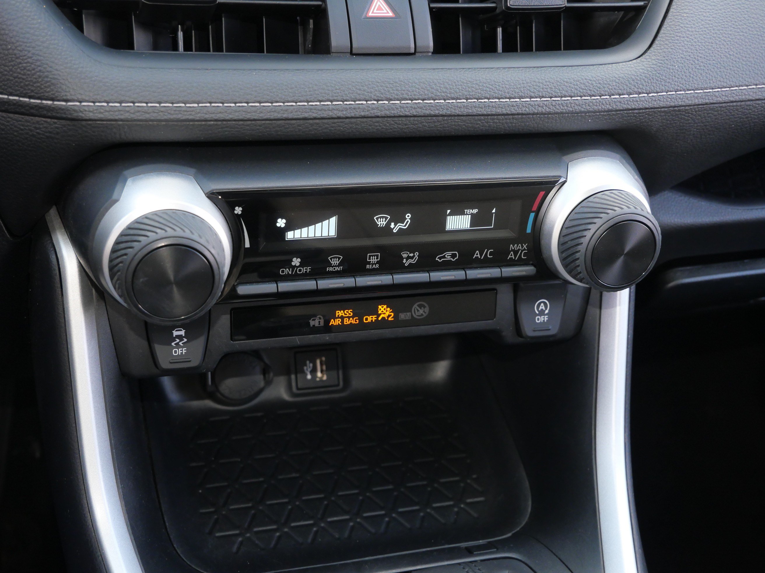 Certified 2025 Toyota RAV4 LE AWD/4WD image 22