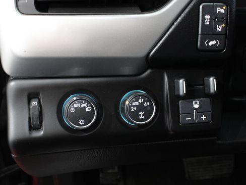 Used 2015 Chevrolet Suburban LT w/ Max Trailering Package AWD/4WD image 29
