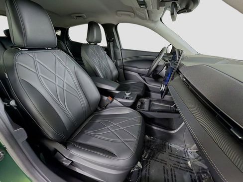 Used 2024 Ford Mustang Mach-E Select image 31